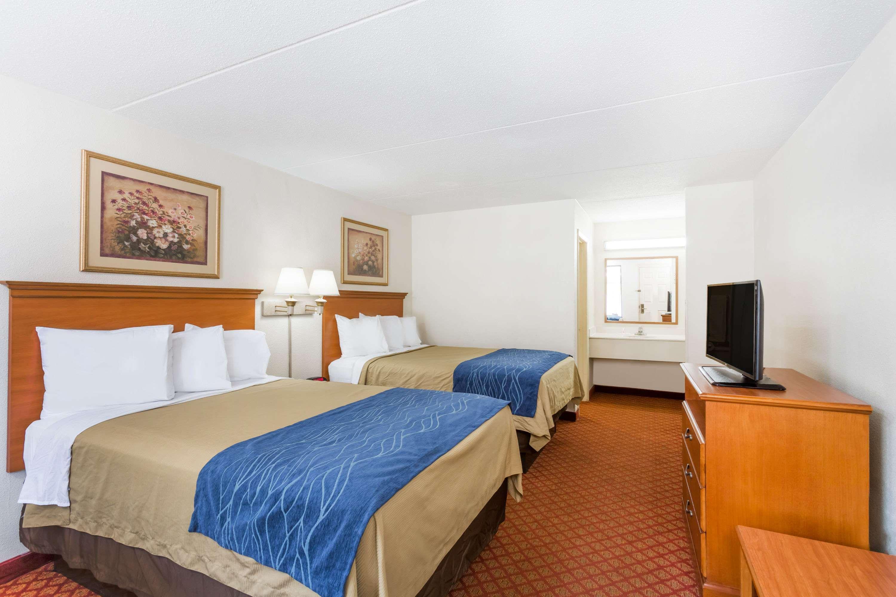 Days Inn By Wyndham Winston Salem North Экстерьер фото